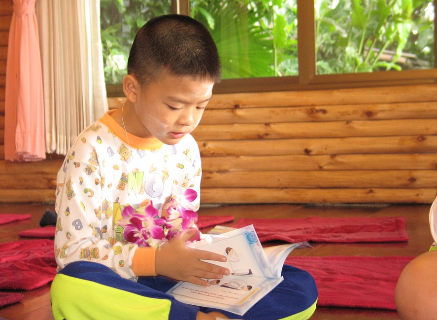 小学生英语学习_小学四年级孩子学英语有哪些方法呢?