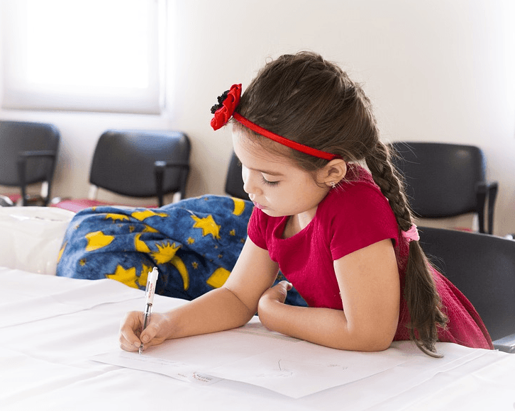 久伴英语-幼儿英语口语学习_4岁孩子可以进行英语口语学习了吗?如何进行?