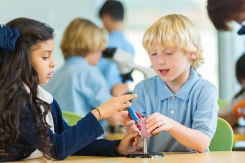 少儿在线英语哪个好_上海5岁孩子在线学英语哪个机构最好?