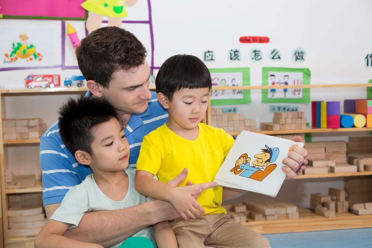 久伴英语-想找在线少儿英语培训,那么在线少儿英语哪家好?