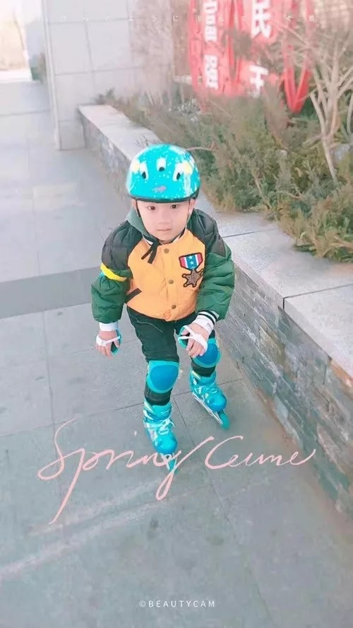 孩子不愿意开口学英语怎么办 这位妈妈陪5岁娃在久伴学了一年后 英语超过同龄人 久伴英语 孩子不愿意开口学英语怎么办 这位妈妈陪5岁娃在久伴学了一年后 英语超过同龄人 久伴英语